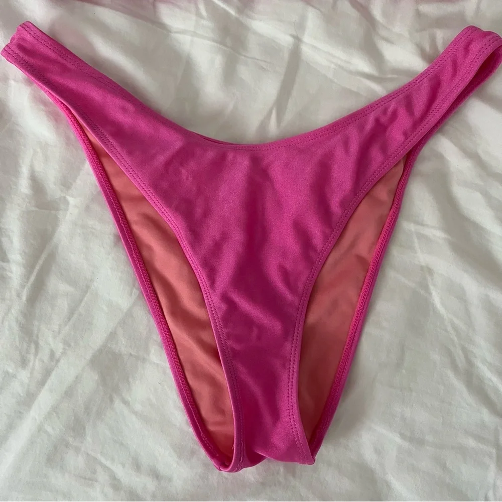 Pink Bikini Set - Picture 4 of 4